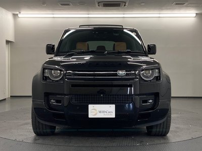 LAND ROVER DEFENDER - 9