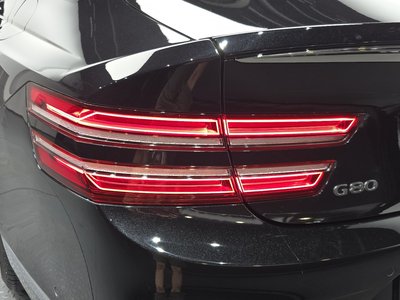 GENESIS G80 (RG3) - 10
