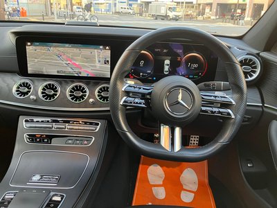 MERCEDES-BENZ E-CLASS - 3
