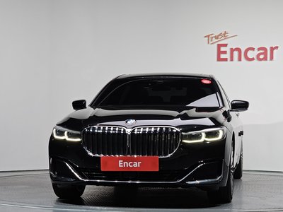 BMW 7 SERIES - 2
