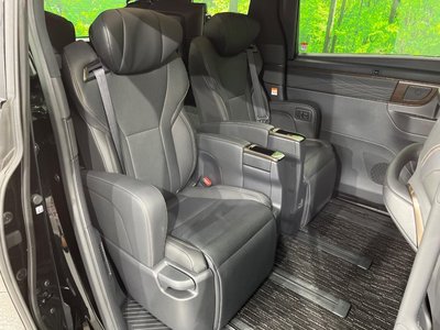 TOYOTA ALPHARD - 8