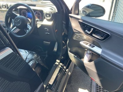 صورة 8 لـ 2025 Mercedes-BENZ GLC