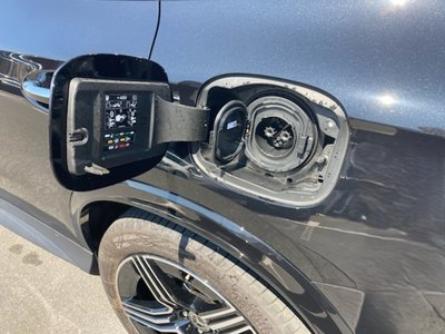 2025 Mercedes-BENZ GLC — миниатюра 16