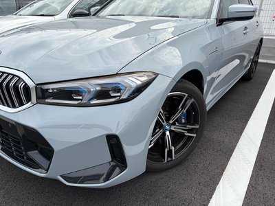 BMW 3 SERIES - 2