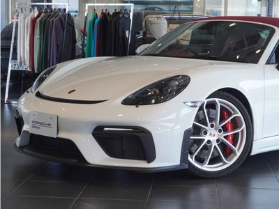 PORSCHE 718 SPYDER - 9