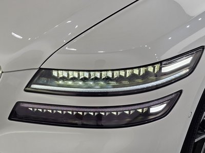 GENESIS G80 (RG3) - 9