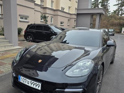 PORSCHE PANAMERA - 2