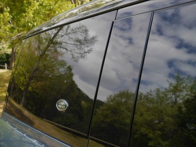 LAND ROVER DEFENDER - 5