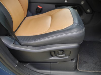 LAND ROVER DEFENDER - 7