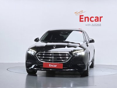 MERCEDES-BENZ E-CLASS - 2