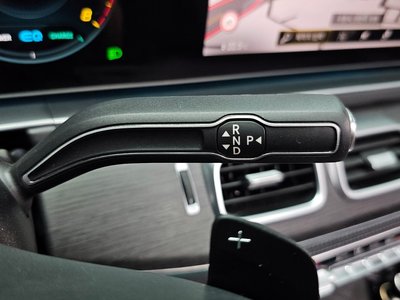 MERCEDES-BENZ GLS - 9