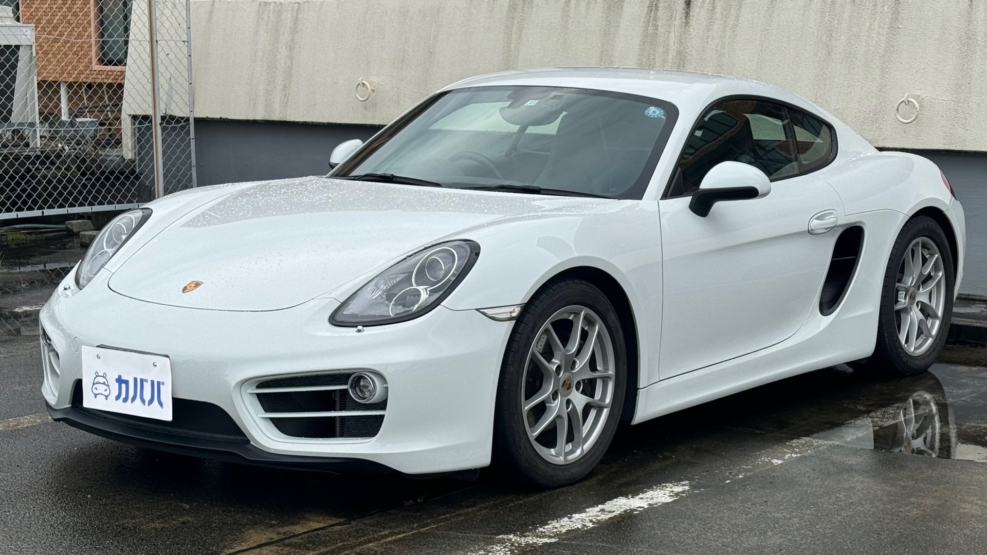 PORSCHE CAYMAN - View 1