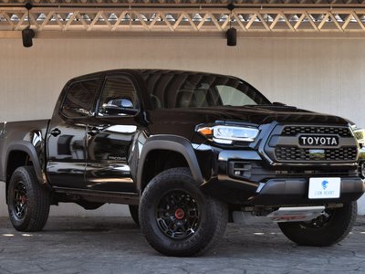 TOYOTA TACOMA - 1