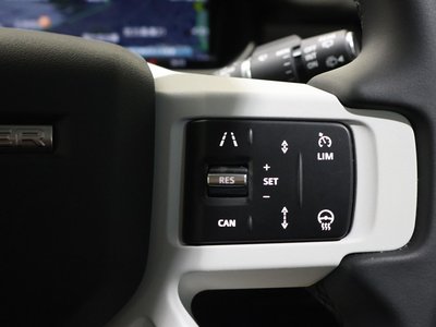 2025 LAND Rover DEFENDER — миниатюра 24