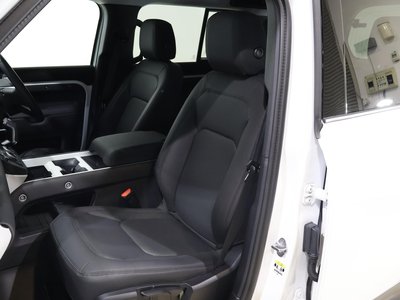 LAND ROVER DEFENDER - 3