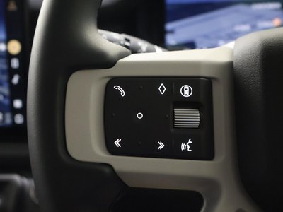 2025 LAND Rover DEFENDER — миниатюра 23
