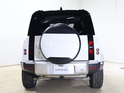 LAND ROVER DEFENDER - 7