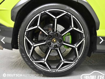 LAMBORGHINI URUS - 6