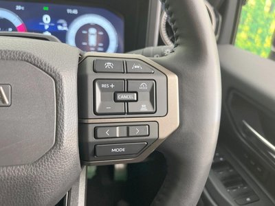 TOYOTA LAND CRUISER 250 - 7