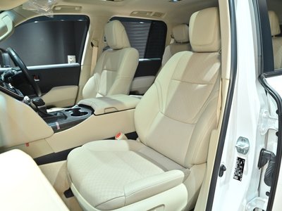 TOYOTA LAND CRUISER 300 - 4