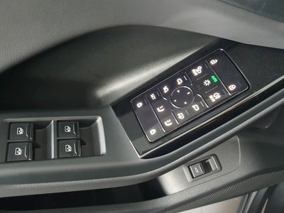 2025 AUDI Q6 E-TRON — миниатюра 12