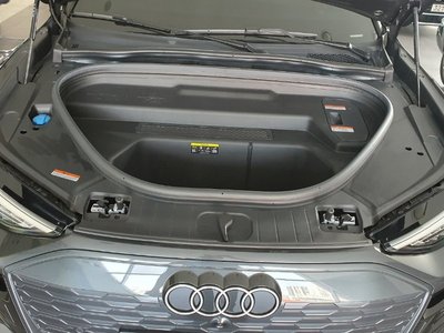 صورة 7 لـ 2025 AUDI Q6 E-TRON
