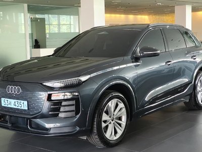 صورة 1 لـ 2025 AUDI Q6 E-TRON