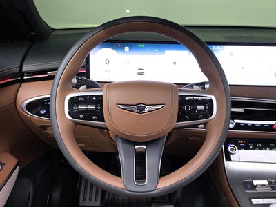 2025 Genesis GV70 thumbnail 18