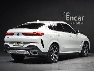 2020 BMW X6 — фото 3