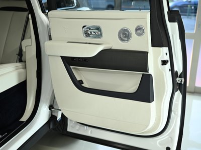 صورة 34 لـ 2018 ROLLS-ROYCE CULLINAN