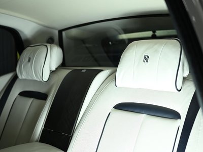 صورة 38 لـ 2018 ROLLS-ROYCE CULLINAN