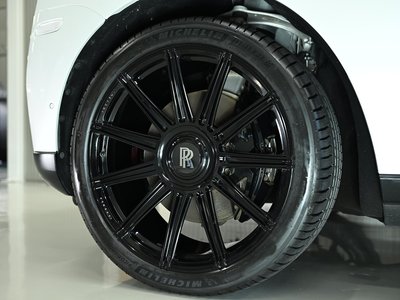 صورة 26 لـ 2018 ROLLS-ROYCE CULLINAN