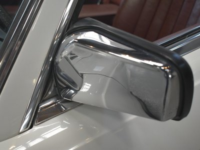 MERCEDES-BENZ SL - 10
