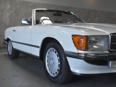 MERCEDES-BENZ SL - 7