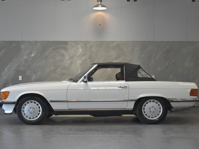 MERCEDES-BENZ SL - 4