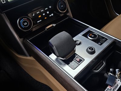 2023 LAND Rover RANGE ROVER — миниатюра 12