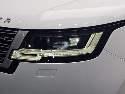 صورة 9 لـ 2023 LAND Rover RANGE ROVER