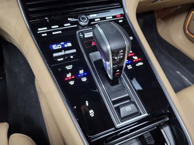 صورة مصغرة 12 لـ 2022 Porsche PANAMERA