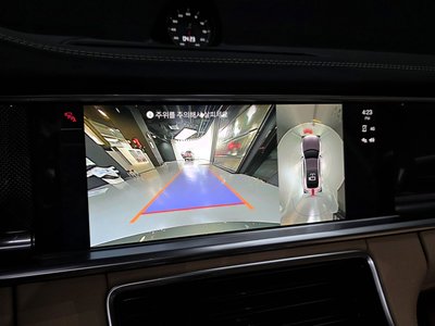 صورة مصغرة 21 لـ 2022 Porsche PANAMERA