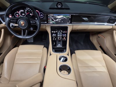 2022 Porsche PANAMERA photo 5