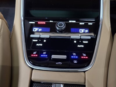 صورة مصغرة 25 لـ 2022 Porsche PANAMERA