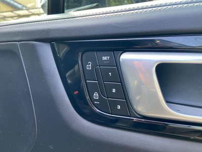 2021 Porsche CAYENNE 缩略图 40