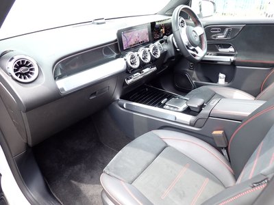 صورة مصغرة 31 لـ 2021 Mercedes-BENZ GLB