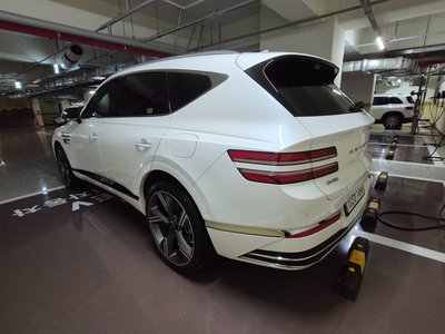 GENESIS GV80 - 7