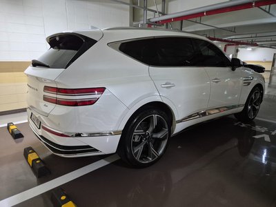 GENESIS GV80 - 3