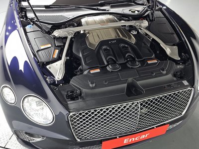 صورة 7 لـ 2023 Bentley CONTINENTAL