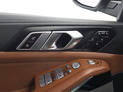 2023 BMW X7 thumbnail 30