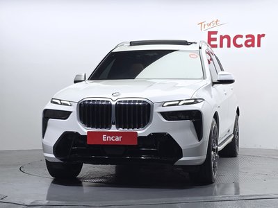 2023 BMW X7 — фото 2