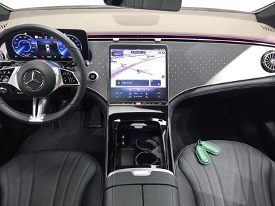 2023 Mercedes-BENZ EQE photo 5
