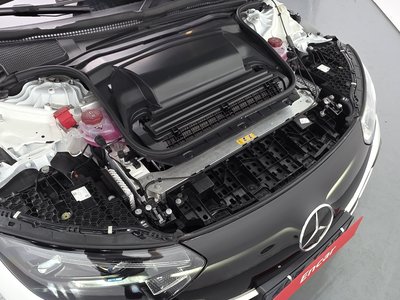 2023 Mercedes-BENZ EQE photo 7